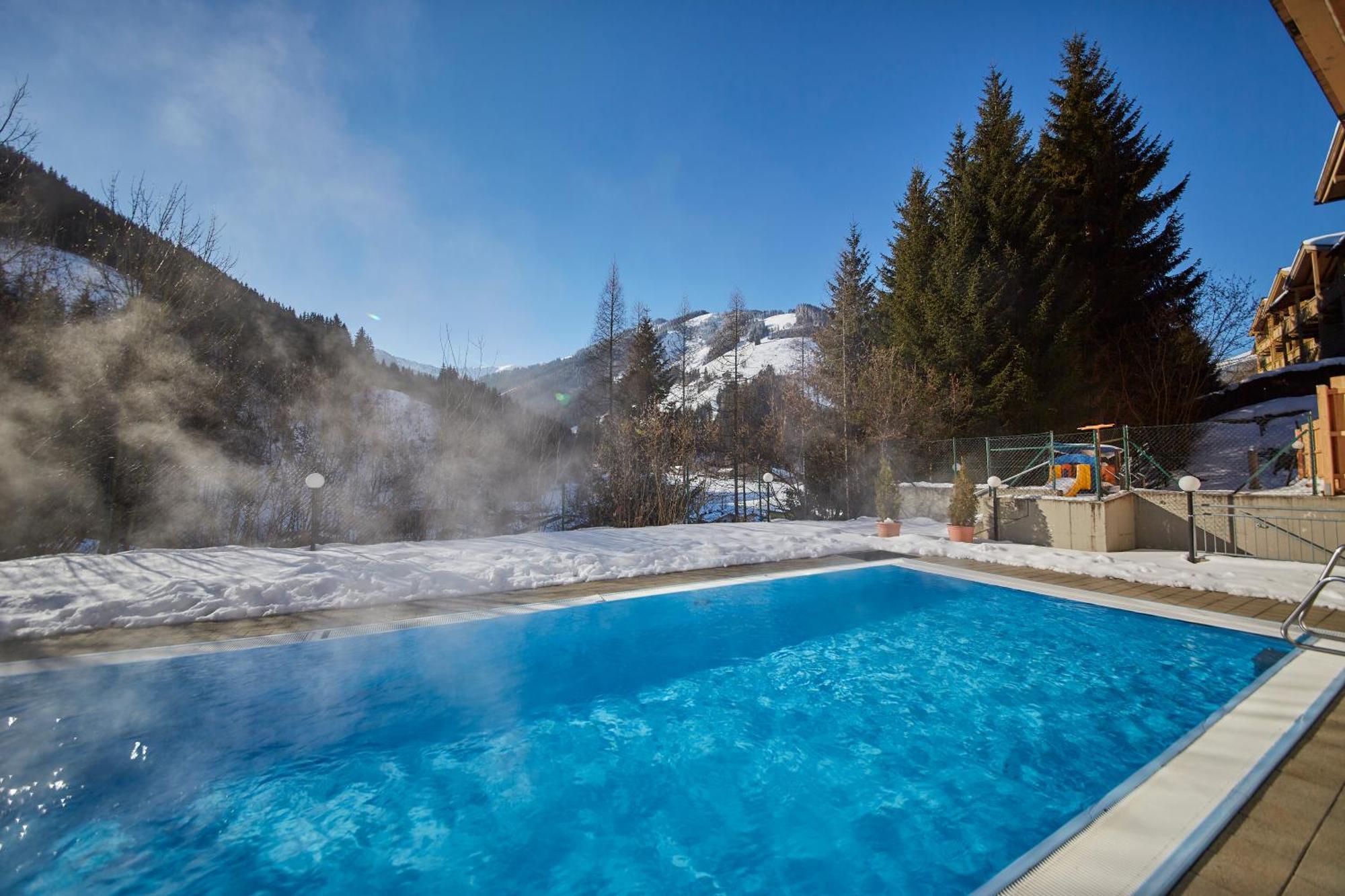 Alpenparks Apartment & Ferienresort Rehrenberg Viehhofen Exterior foto